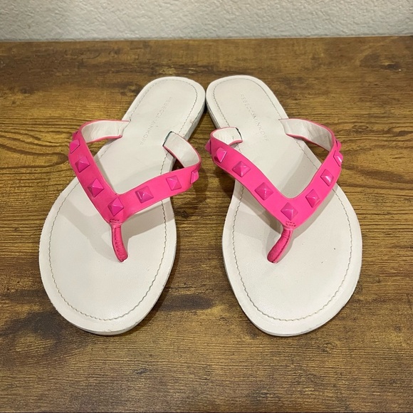 Rebecca Minkoff Womens Fiona Flip Flops Sandals Pink Studded Sz 6.5 M Beachy EUC - Picture 2 of 7